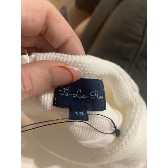 To La Roo Women’s dress white and black Mini Fitted  Size. 12. B22 - Picture 3 of 4